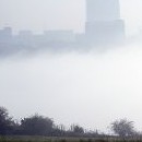 Údolí Vltavy je zahaleno mlhou